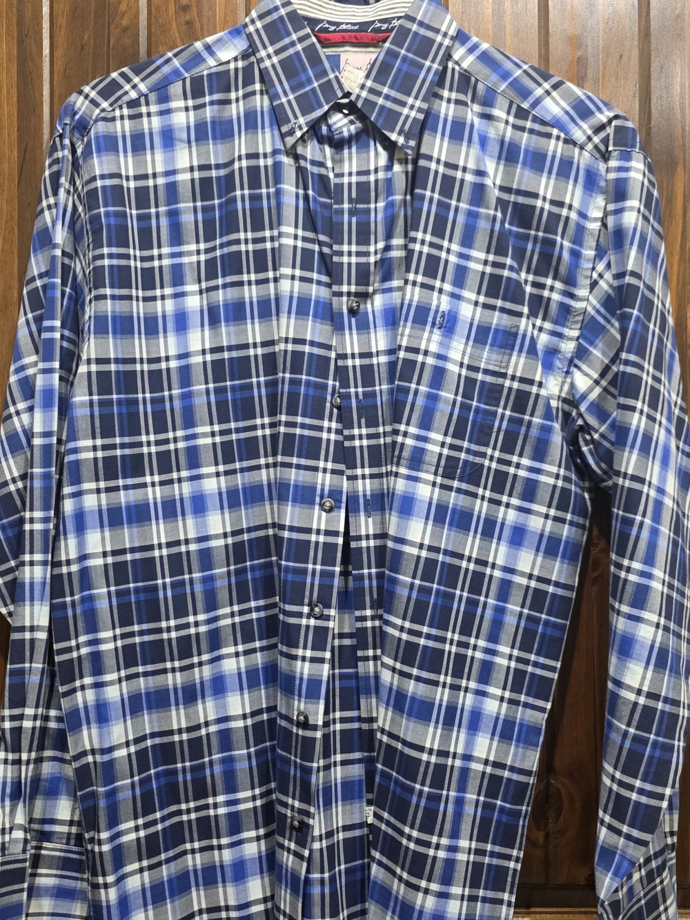 Wrangler's George Strait Men's Blue Plaid Long-Sleeve Button-Down Shirt